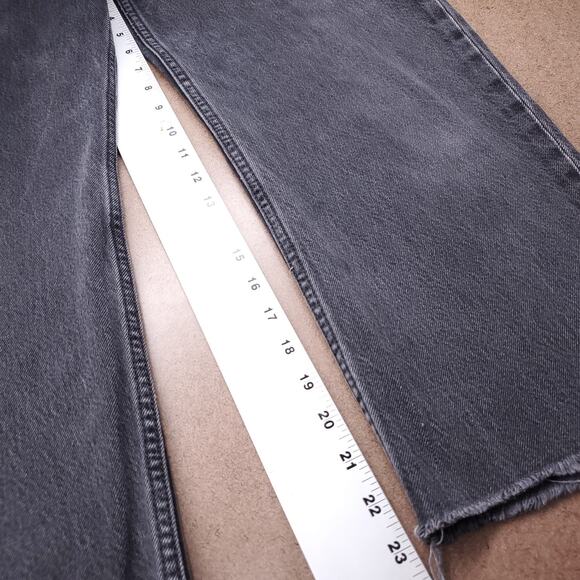 Levis Premium Loose Straight Jeans Women 28 Black Cropped Frayed Hem Retro Boho - Picture 7 of 13